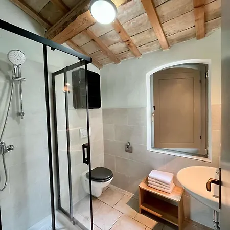 Casa Bozzo, 'mima' *